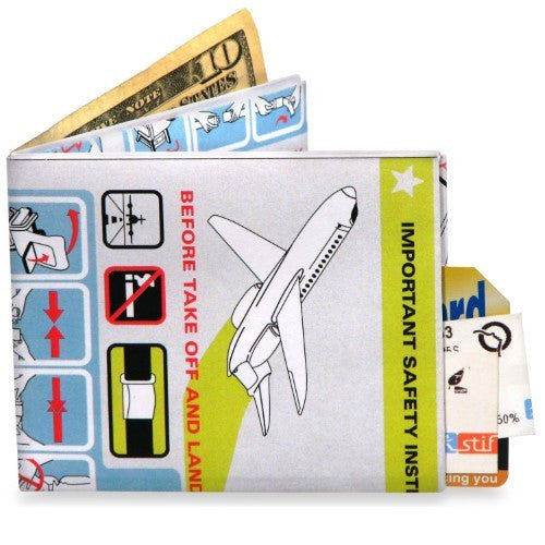 MIGHTY WALLET IN FLIGHT